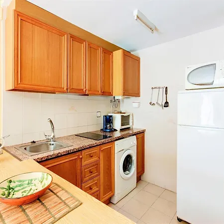 Apartment Romantic With View Roses